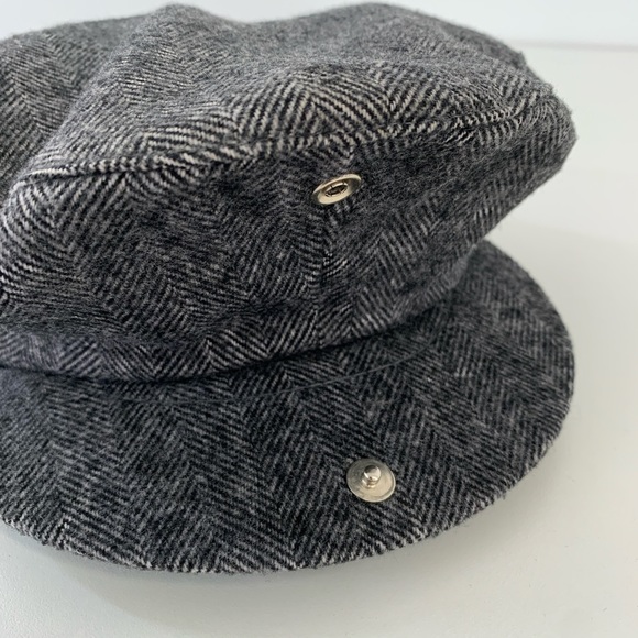 Dobb’s Fifth Avenue New York Vintage Gray Wool Herringbone Ascot size medium 7 - Picture 2 of 5